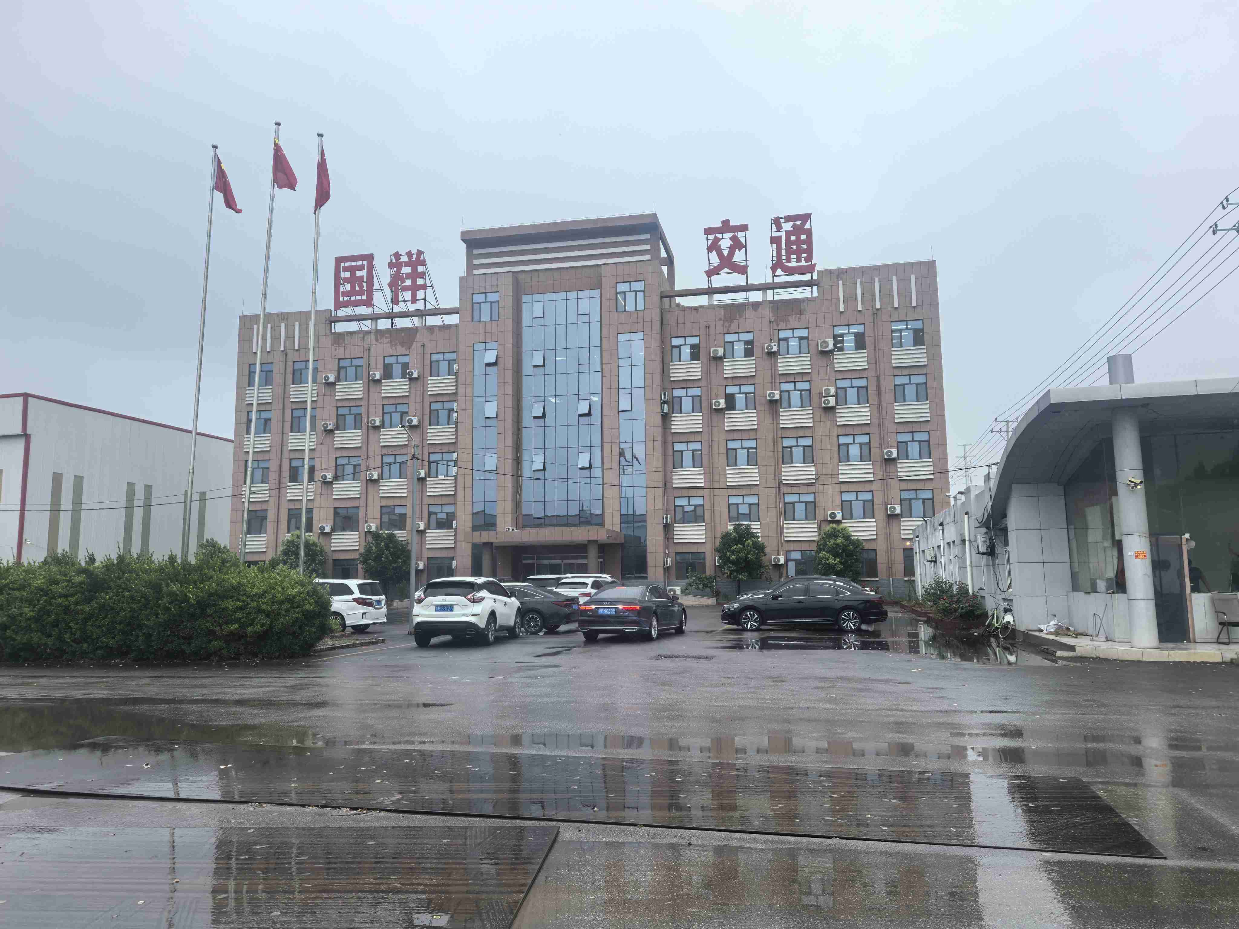 秦皇岛市波形护栏立柱浸塑波形护栏 - 一站式服务